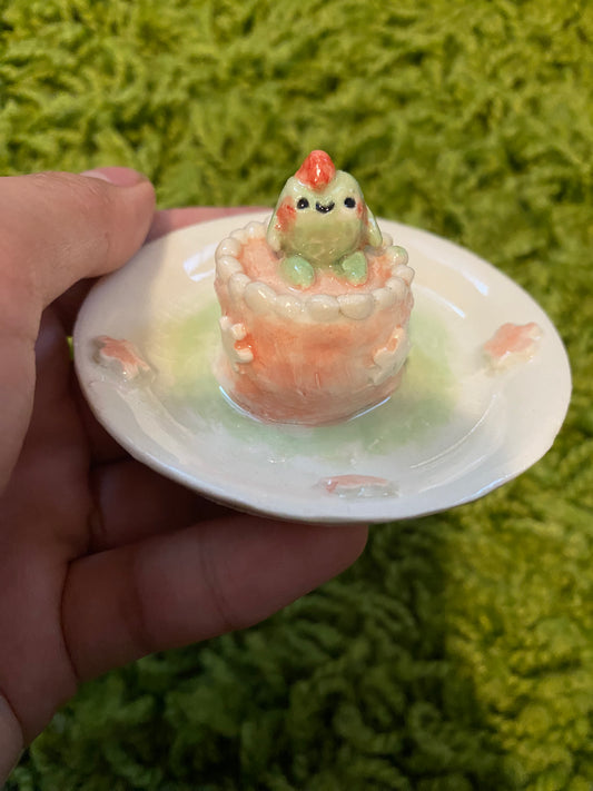 Capybara or Frog Cake Trinket