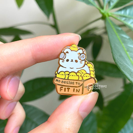 Box Kitty pin