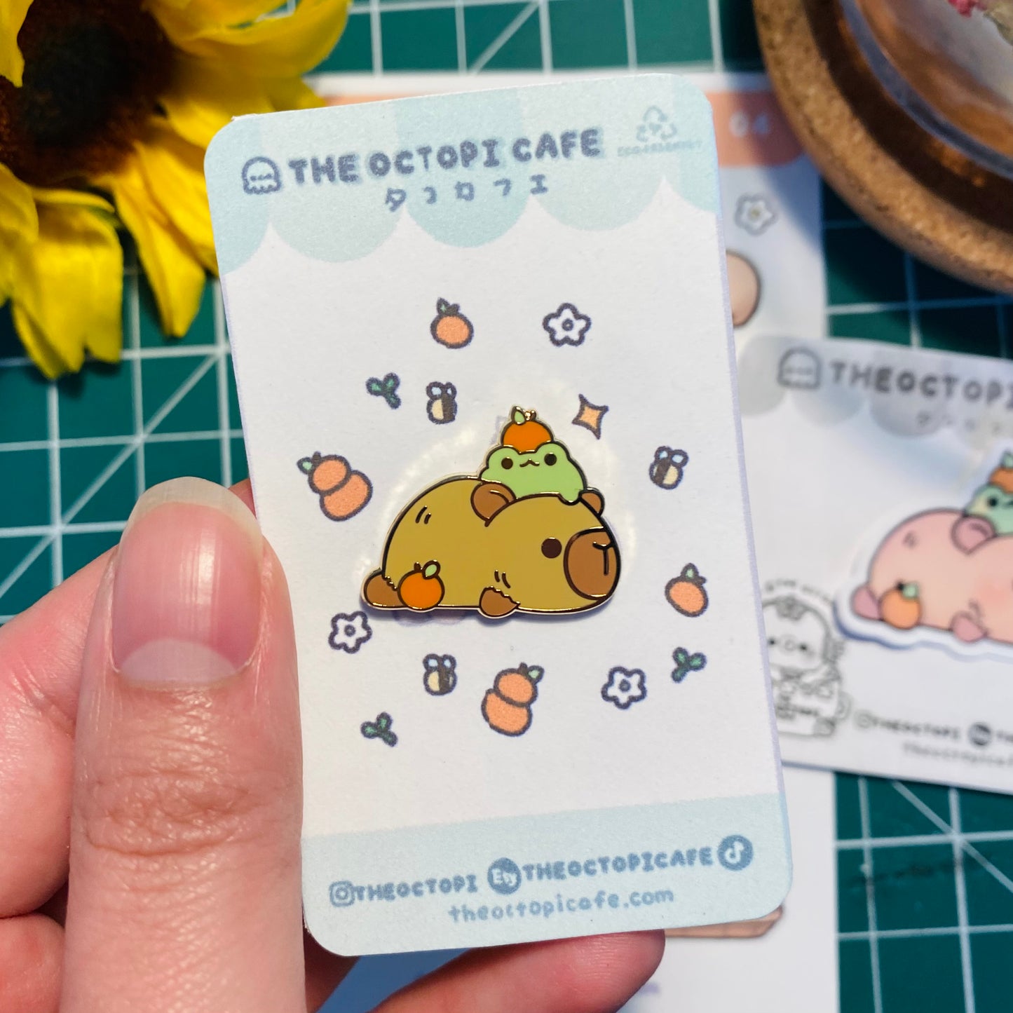 Capybara Frog Friend Set